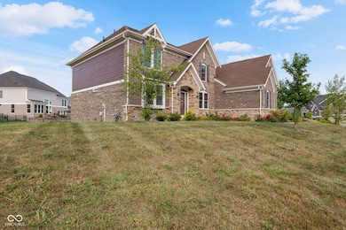 14598 Meadow Bend Dr, Fishers, IN 46037 - photo 2