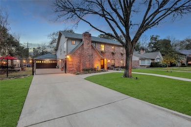 219 Yorkchester Dr, Houston, TX 77079 - photo 4