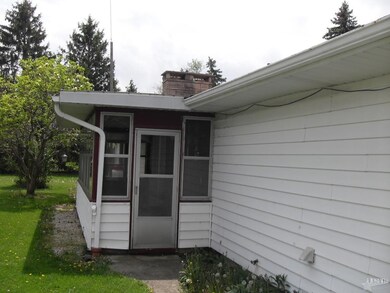 9555 SW 2nd St, Geneva, IN 46740 - photo 4