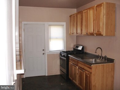 122 N Monastery Ave, Baltimore, MD 21229 - photo 5