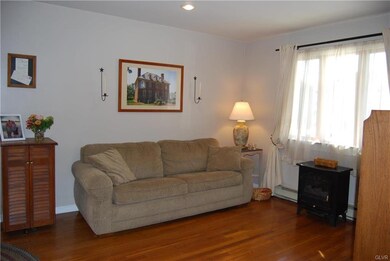 1329 Crestwood Rd, Bethlehem, PA 18018 - photo 5
