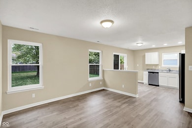 2855 Fieldstone Ct, Franklin, IN 46131 - photo 7