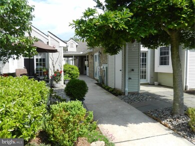 8 Standiford Ct, Wilmington, DE 19804 - photo 2