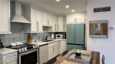 780 10th Ave S unit 1, Naples, FL 34102 - photo 2