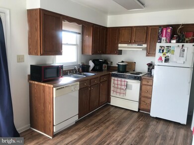 921 Concord St, Hagerstown, MD 21740 - photo 3