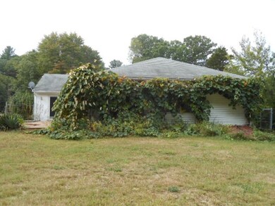 115 Hartsuff St, Rockland, MA 02370 - photo 4