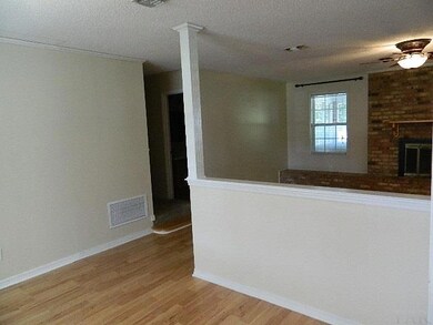 1850 Tillman Cir, Pensacola, FL 32526 - photo 6
