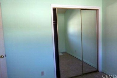 Mirrored Bedroom Closets