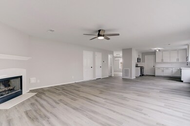 30539 Country Meadows Dr, Tomball, TX 77375 - photo 3