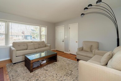 Living Room / Front Door