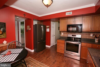 13 Brookview Dr, Atco, NJ 08004 - photo 5