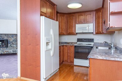 Kitchen_3572-SMALL