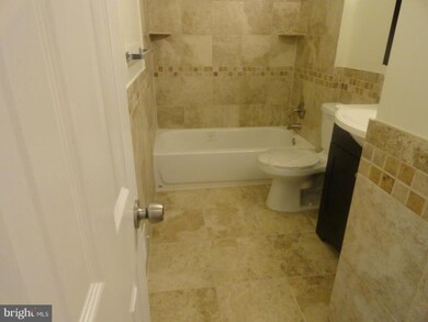 12065 Crimson Ln, Silver Spring, MD 20904 - photo 5