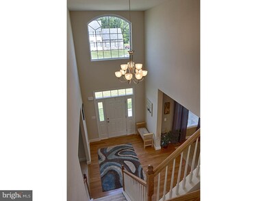 312 Woods Edge Dr, Douglassville, PA 19518 - photo 3