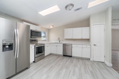 Kitchen w/Stainless Steel Appliances