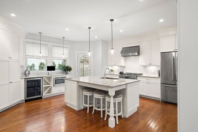 126 Thorndike St unit 1, Brookline, MA 02446 - photo 6