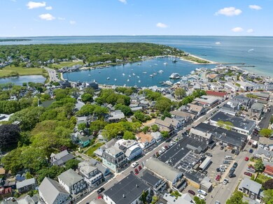 37 Circuit Ave unit 2, Oak Bluffs, MA 02557 - photo 6