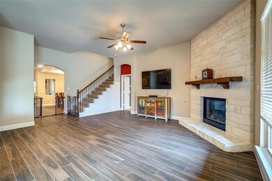 403 Hudson Dr, Wylie, TX 75098 - photo 5
