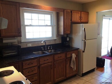 15 Brian Ct, Troy, NY 12182 - photo 7