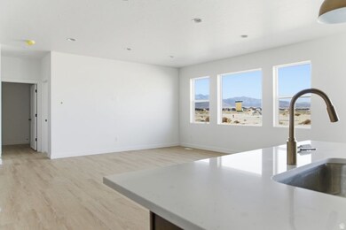 1159 E Blackfeet Dr unit 522, Eagle Mountain, UT 84005 - photo 6