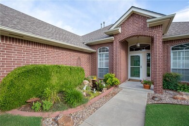 1804 NE 11th Cir, Moore, OK 73160 - photo 2