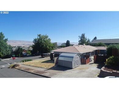 1600 E 19th St, the Dalles, OR 97058 - photo 4