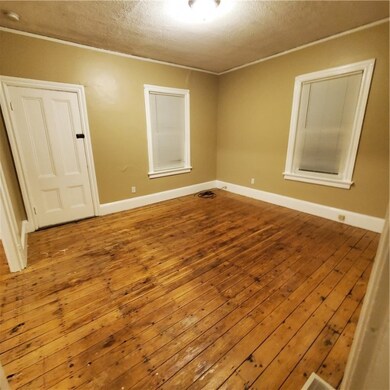 39 Wakefield St unit 39, West Warwick, RI 02893 - photo 5