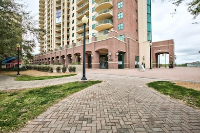 Plaza Tower unit 1603, Tallahassee, FL 32301 - photo 2