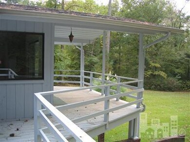 306 Country Club Dr, Jacksonville, NC 28546 - photo 5