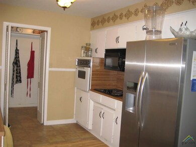 2927 S Keaton Ave, Tyler, TX 75701 - photo 5