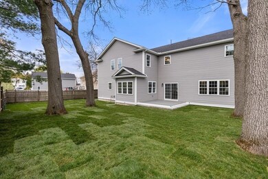 10 Arrowhead Ln, Arlington, MA 02474 - photo 4