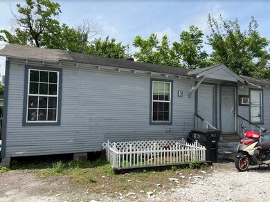 8915 Irvington Blvd, Houston, TX 77022 - photo 4