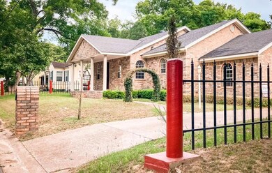 719 Home Ave, Nacogdoches, TX 75964 - photo 2