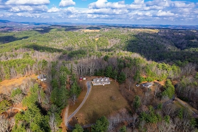 1840 Longview Ln, Galax, VA 24333 - photo 3