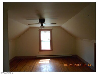 Bedroom - This is one of the two upstairs bedroom.