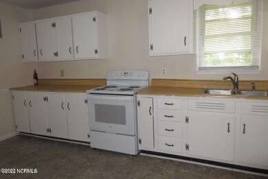 508 Dogwood Ln, Jacksonville, NC 28540 - photo 6