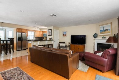 10 Ricciuti Dr unit 5, Quincy, MA 02169 - photo 2