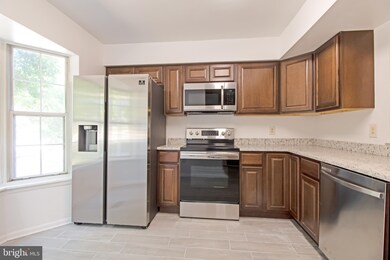 18751 Summer Oak Ct, Germantown, MD 20874 - photo 4