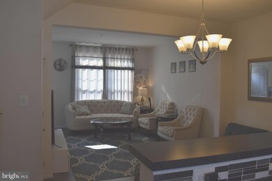 22886 Glacier Lily Dr, Clarksburg, MD 20871 - photo 2