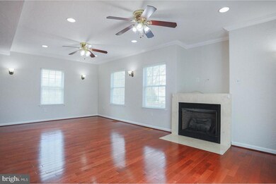 12209 Emerald Way, Germantown, MD 20876 - photo 7