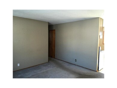 825 Valleyview Dr, Marion, IA 52302 - photo 4