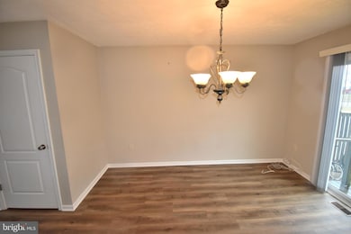 2932 Charredwood Dr, District Heights, MD 20747 - photo 5