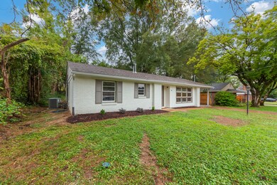 568 Westmoreland Place, Jackson, TN 38301 - photo 3