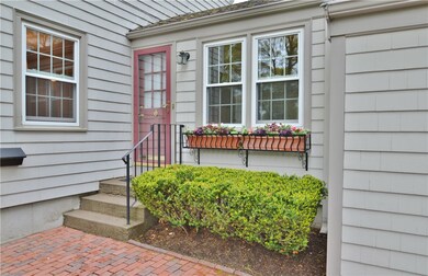 10 Briarwood Dr, Barrington, RI 02806 - photo 2