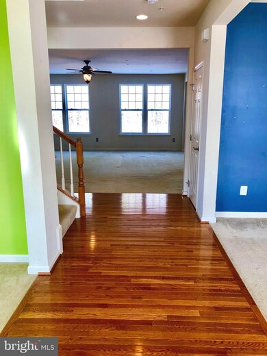 43672 Wild Iris St, California, MD 20619 - photo 5