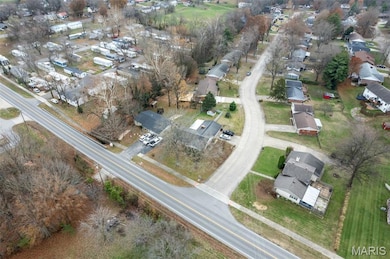 864 Strawberry Ln, Jackson, MO 63755 - photo 5