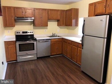 4233 Stockbridge Dr unit 4C, Dumfries, VA 22025 - photo 2