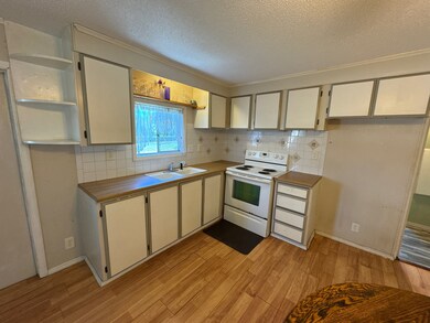 24720 Tarpon St unit 9D, Punta Gorda, FL 33980 - photo 3