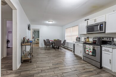 147 Enfield St unit 149, Hartford, CT 06112 - photo 6