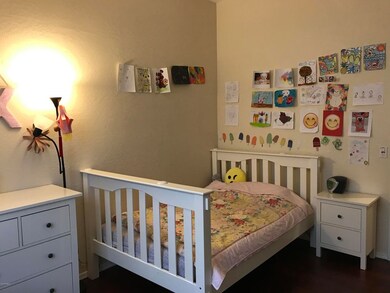 Bedroom2(2)